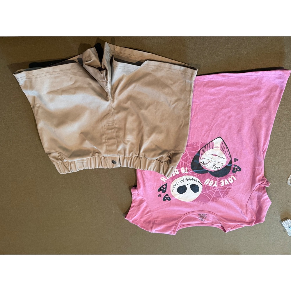 Disney Nightmare Before Christmas Jack Sally Pink Shirt Khaki Shorts Set Kids 14 - Picture 2 of 2